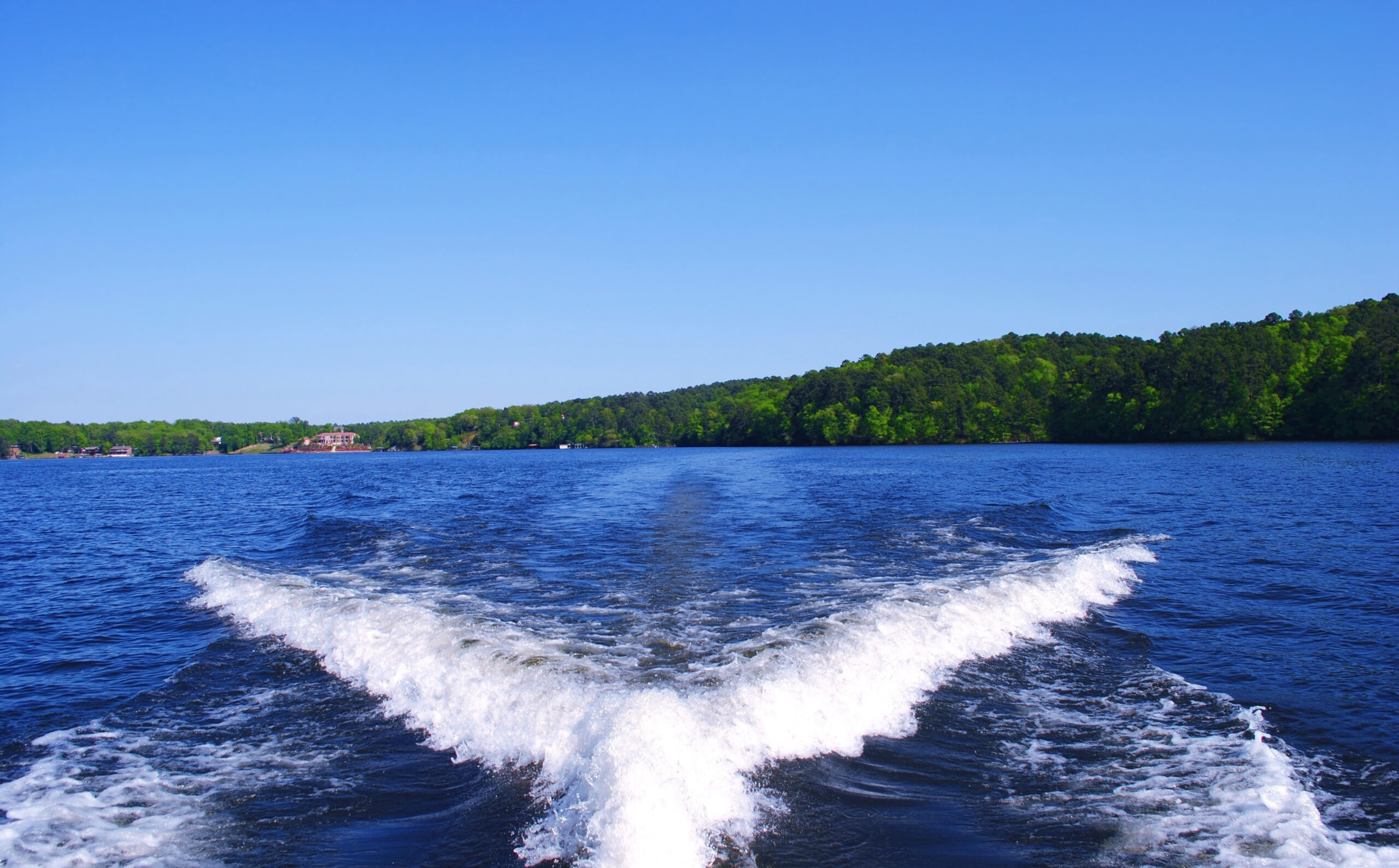 The Ultimate Guide to Boating in Arkansas Top Locations, Laws, and